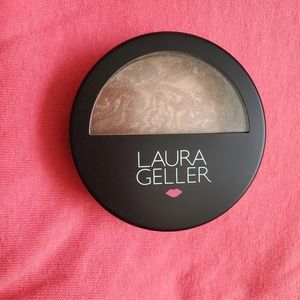 Laura Geller - Baked Foundation